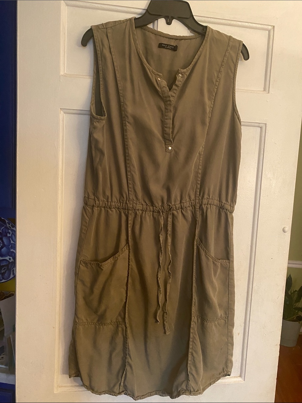 Max Jeans Olive Sleeveless Drawstring Midi Dress